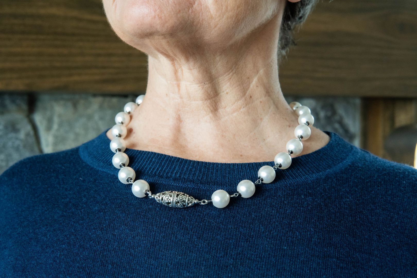 White pearl and pewter necklace