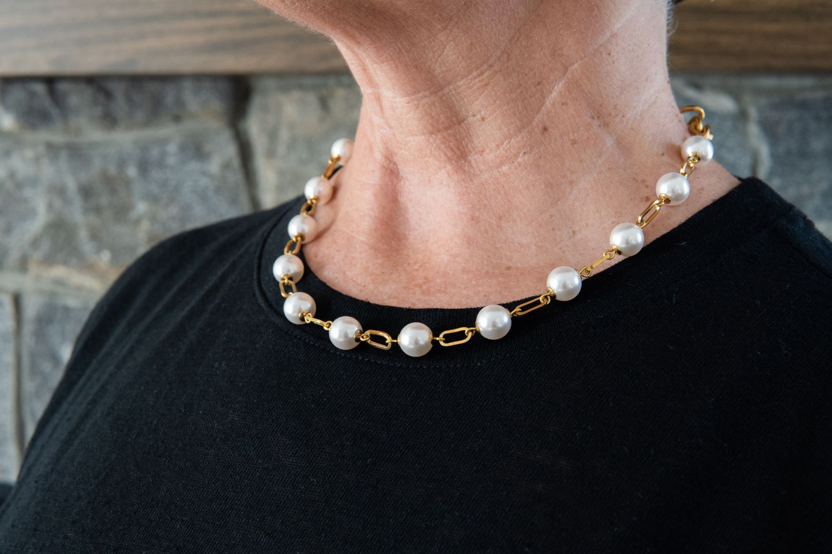 Gold & pearl necklace