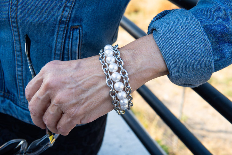 Silver chain and white pearl bracelet