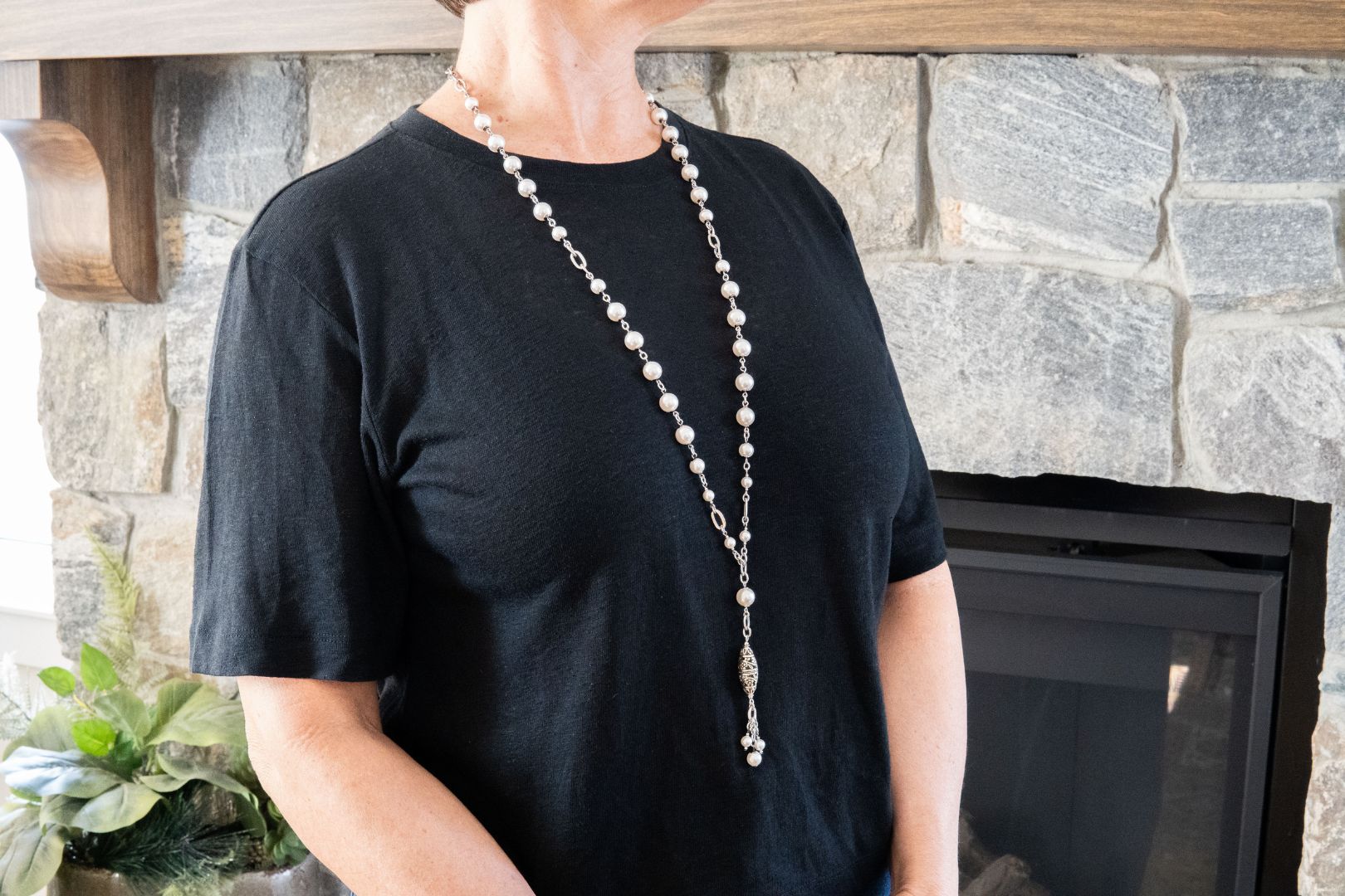 White pearl and pewter accent necklace
